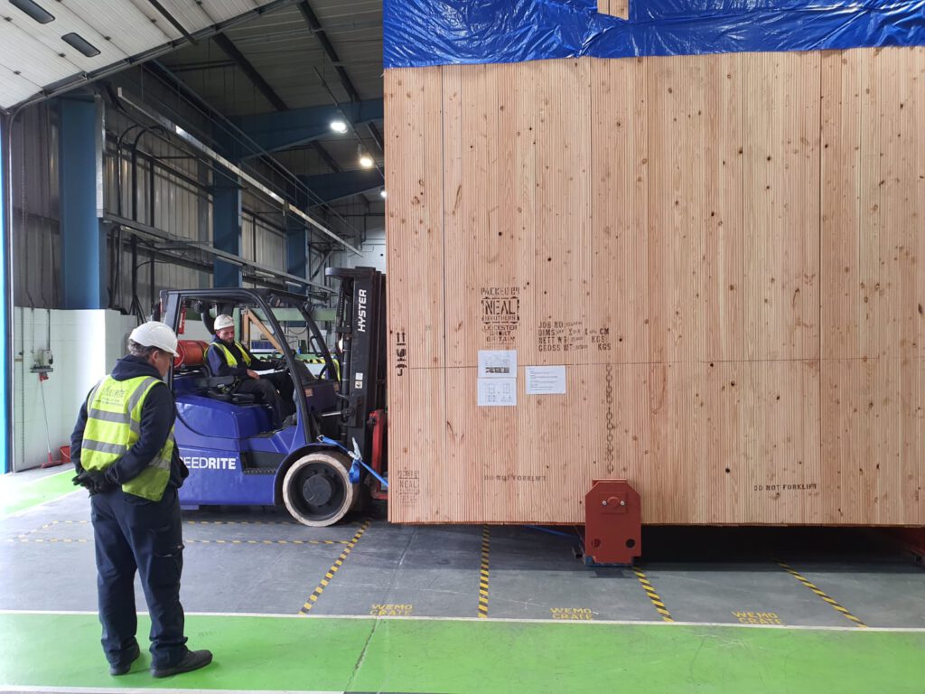 Crate lift with Speedrite forklift.